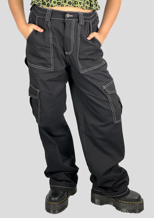 CONTRASTING STITCH CARGO PANTS