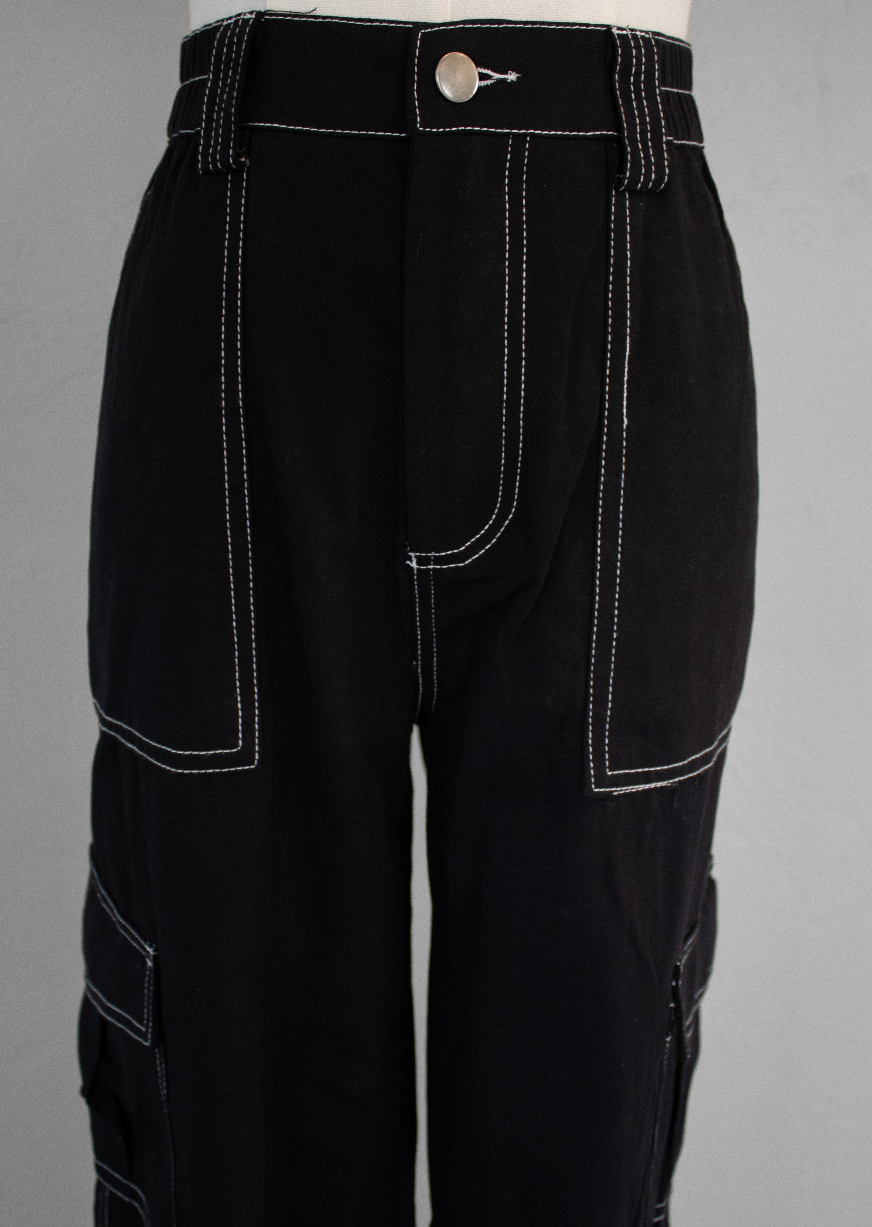 Contrasting Stitch Cargo Pants